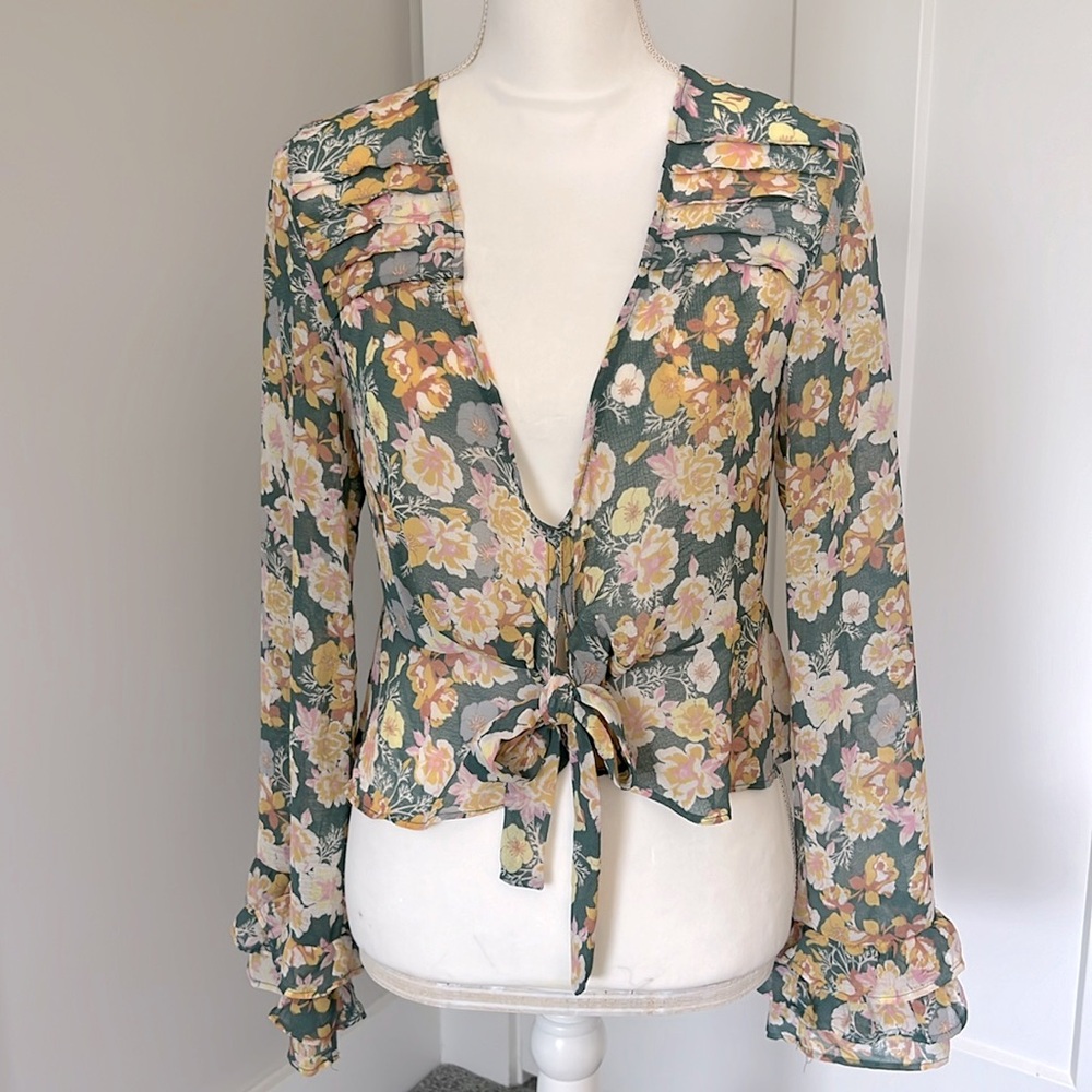 New FREE PEOPLE Maybel Floral Print Blouse. MSRP $98